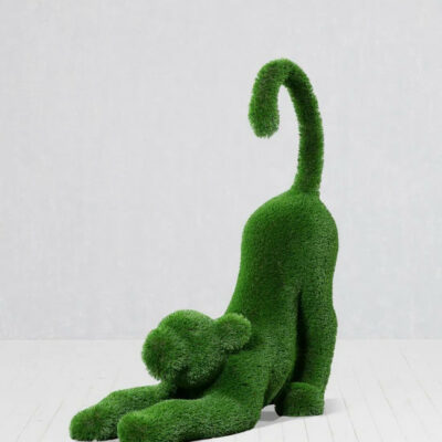 Topiary „Dehnender Baby-Löwe“